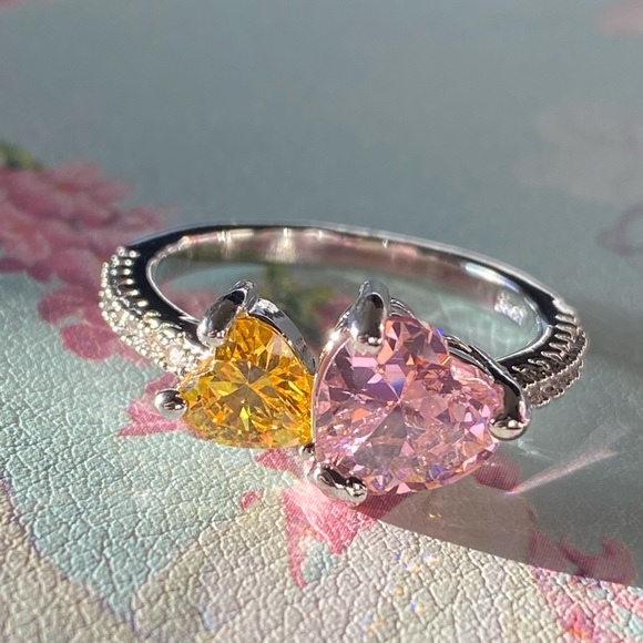 Hearts shaped sterling silver ring 💛💗💍✨ - Picture 2 of 7